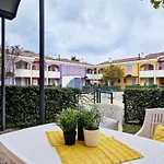 Colourful Flat With A Fenced Garden And Fireplace *