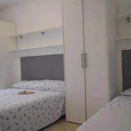 Colourful Flat With A Fenced Garden * Bibione